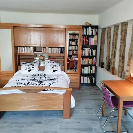 F Logement Entier Куртоне Екстериор снимка